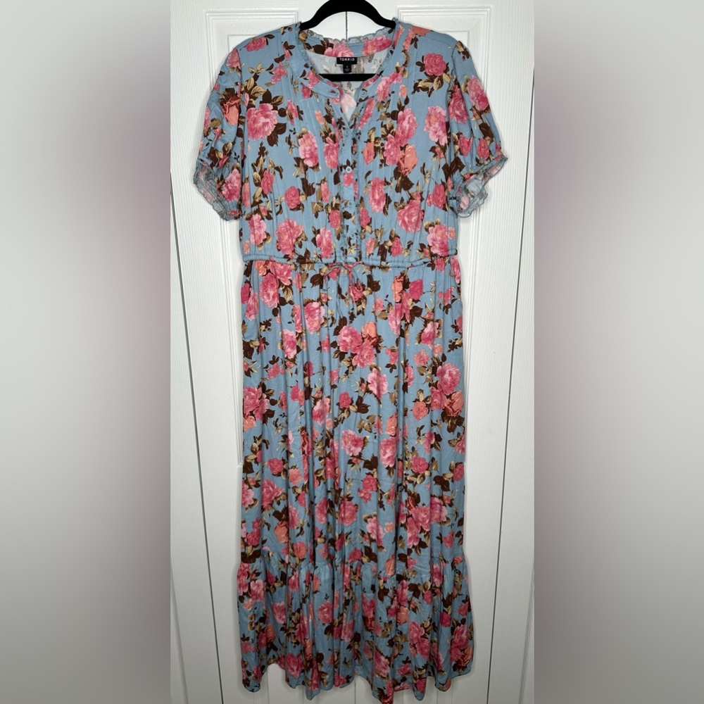 Torrid Size 1 Pink and Blue Maxi Dress